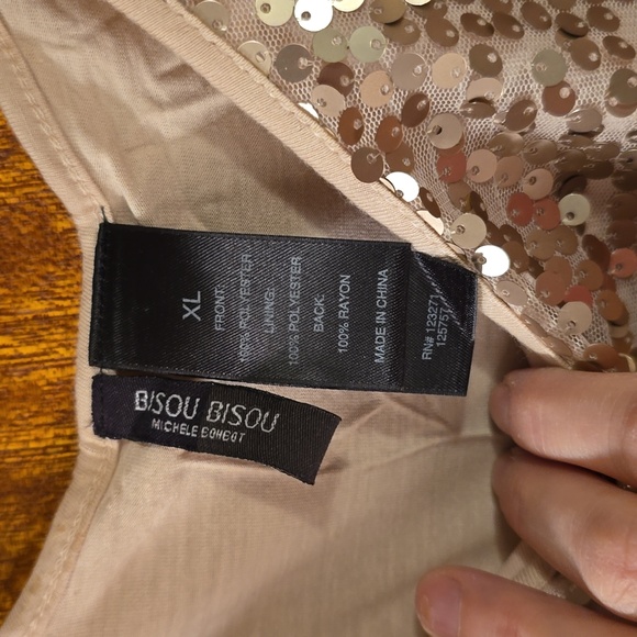 Women's Sequin top - Picture 3 of 5